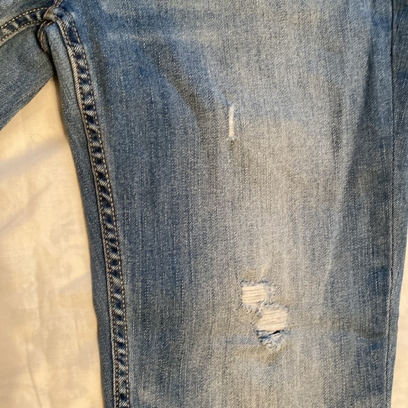 WHBM 8 skinny jean crop.  Distressed some.  See pictures for fit, they stretch. - Picture 7 of 12